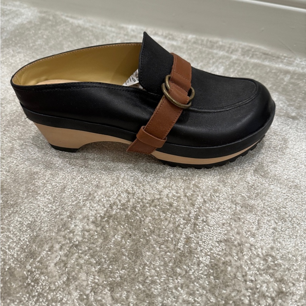 Jax & Bard Clog - image 1